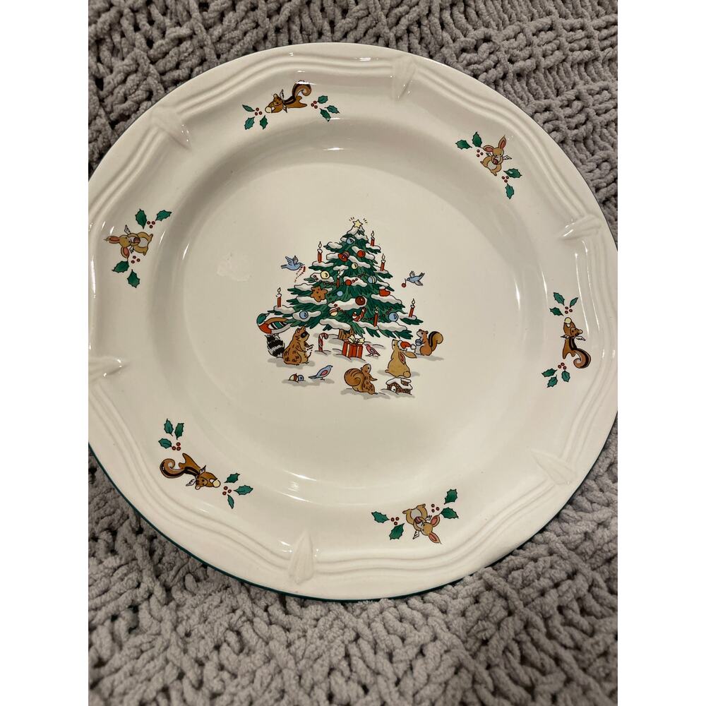 Vtg. Ming Pao “Woodland CHRISTMAS “ Salad Plate Set Of 4
